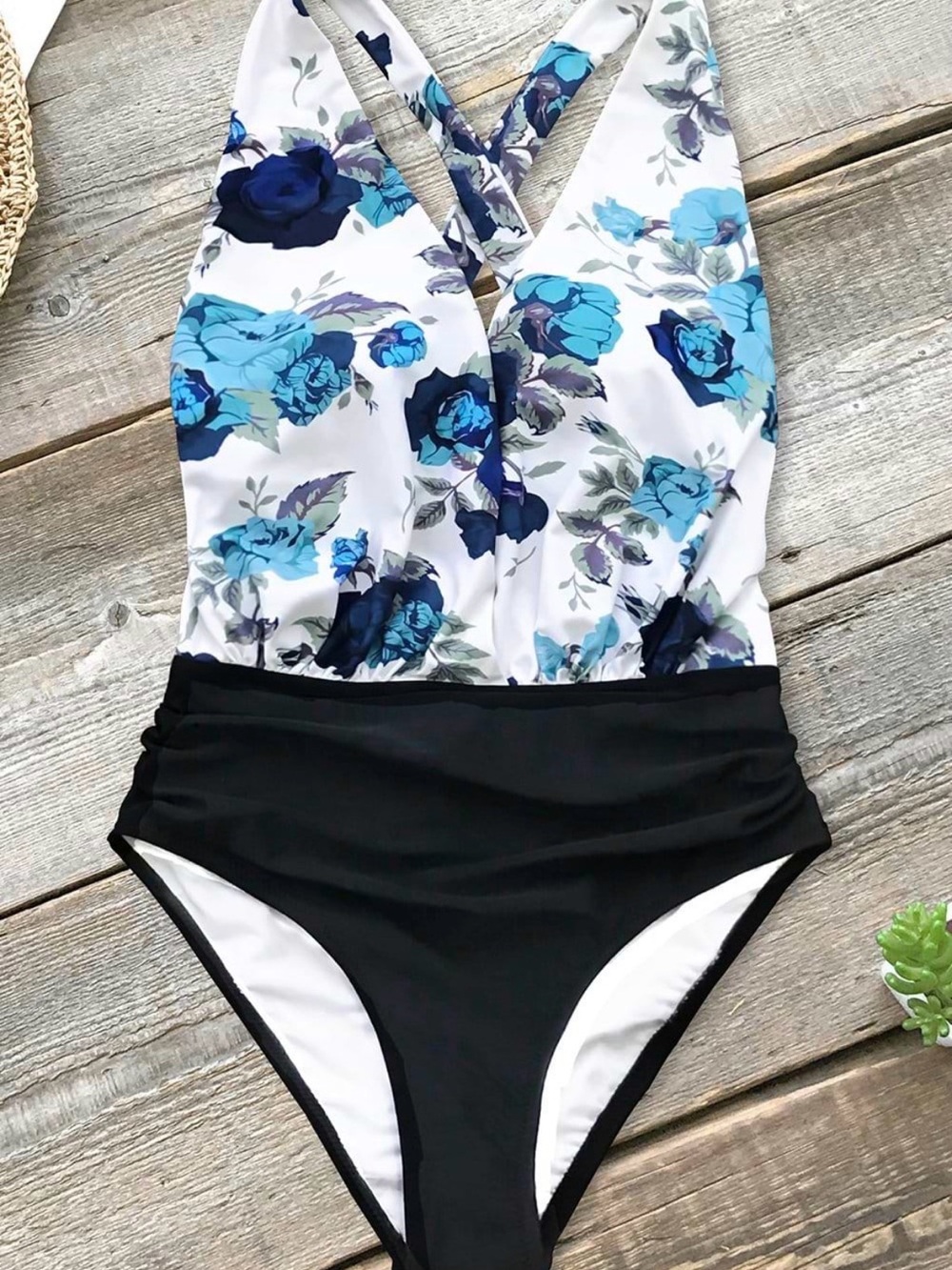 NWT Cupshe Blue Floral & Black Ruched Swimsuit L